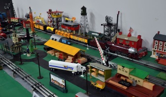 Model Trains on the Move